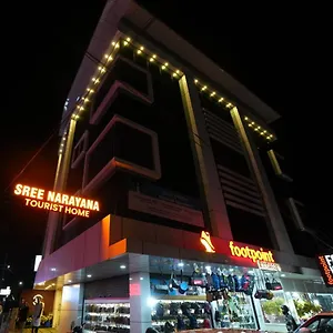  Lodge Sreenarayana Tourist India